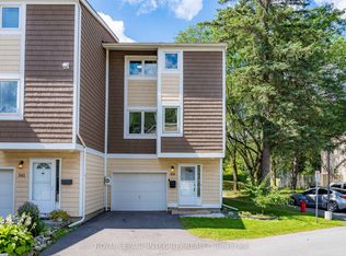 340 Stowe Ct #171, Ottawa, ON K2K 1Z6
