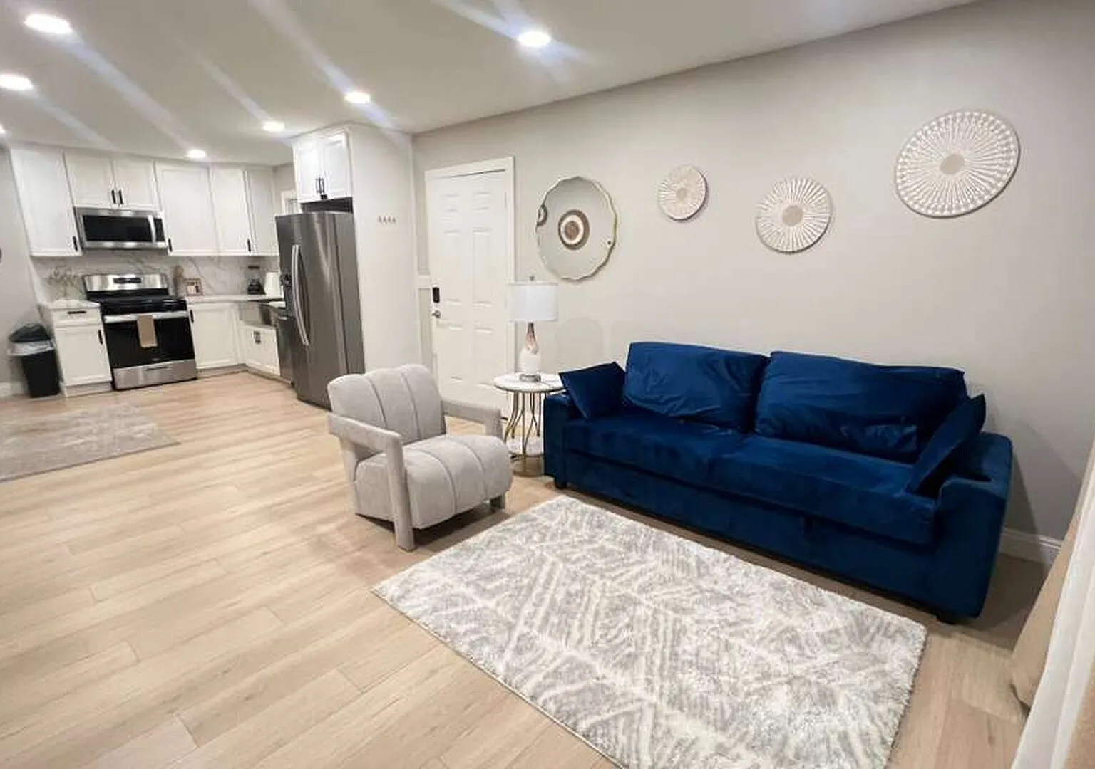 321 W Park Avenue Unit A — Photo 4