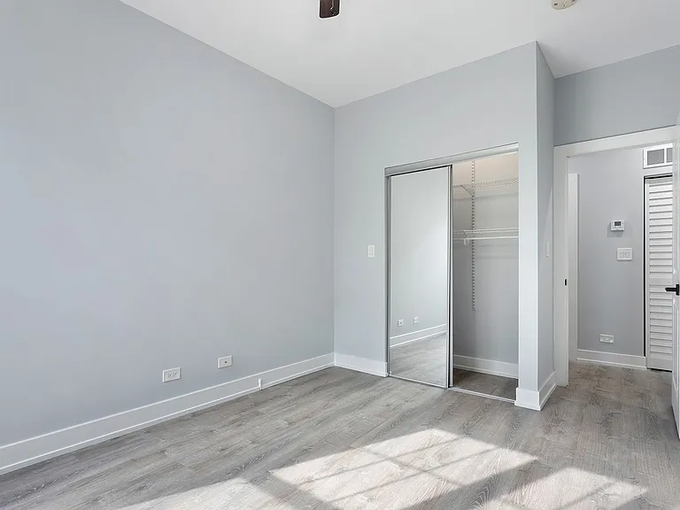 7642 N Eastlake Ter — Photo 11
