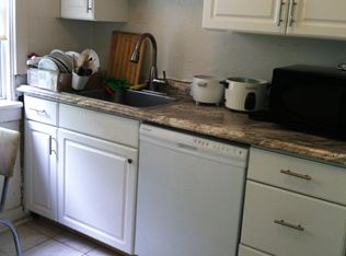 5710 Beacon St, Pittsburgh, PA 15217