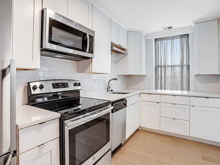1451 Park Rd NW #520 — Photo 13