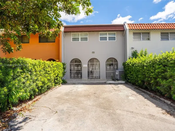 7305 W 2nd Ct, Hialeah, FL 33014