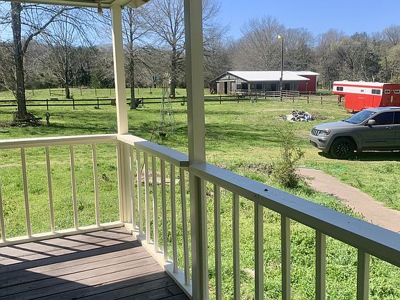 5th image of 146 Cheatham Rd