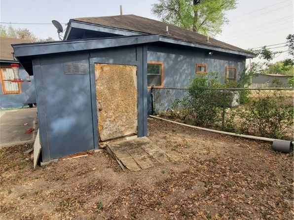607 S 9th St, Alamo, TX 78516