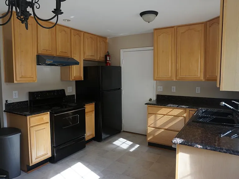 Kitchen Angle 4