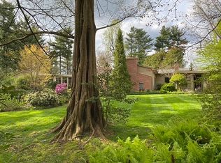 296 Bair Rd, Berwyn, PA 19312