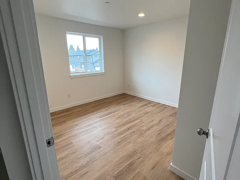 314 SW Washington Ave #106 — Photo 14