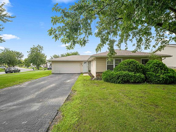 2nd image of 17550 Winston Ct