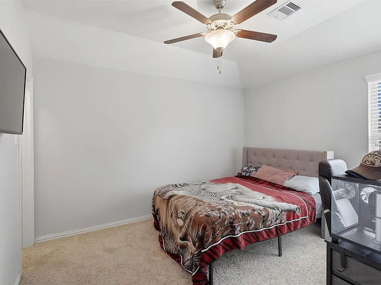 2244 Ivy Wall Dr — Photo 16