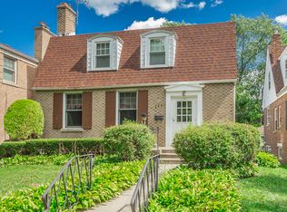 6841 N Tripp Ave, Lincolnwood, IL 60712
