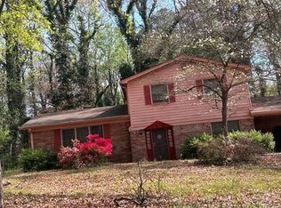 811 Vanderbilt Ct NW, Atlanta, GA 30318