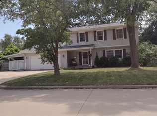 936 Bridgewood Dr, Neenah, WI 54956