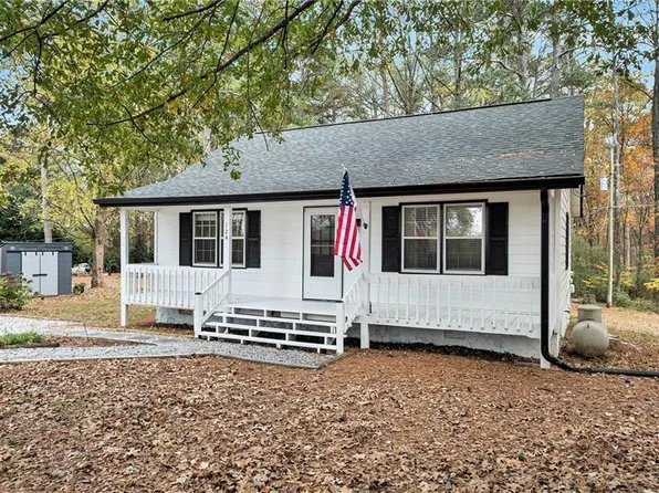 124 Lummus Rd, Cumming, GA 30040