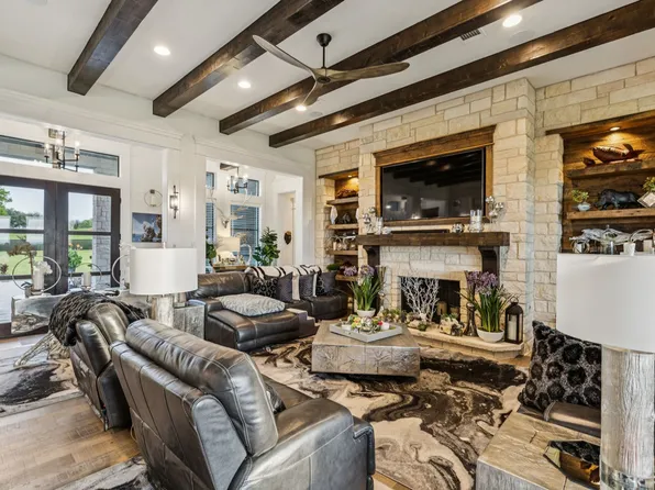1001 Colina Vista Ln, Crowley, TX 76036