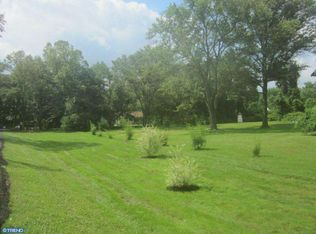 1391 Chinquapin Rd, Churchville, PA 18966