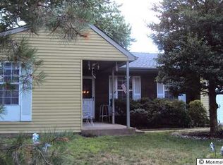 35 Stonybrook Rd, Manchester Township, NJ 08759