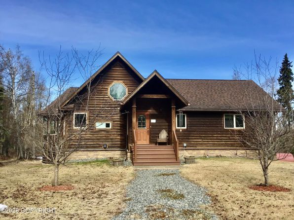 22074 S Freedom Dr, Talkeetna, AK 99676