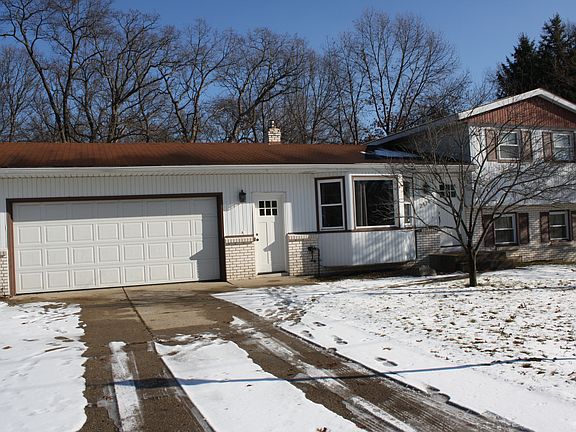 3rd image of 2474 Elderwood Dr NW