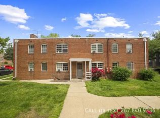 4233 1st St SE APT 1, Washington, DC 20032