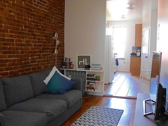 4th image of 846 Manhattan Ave APT 4L