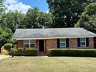 2457 Derwent Dr