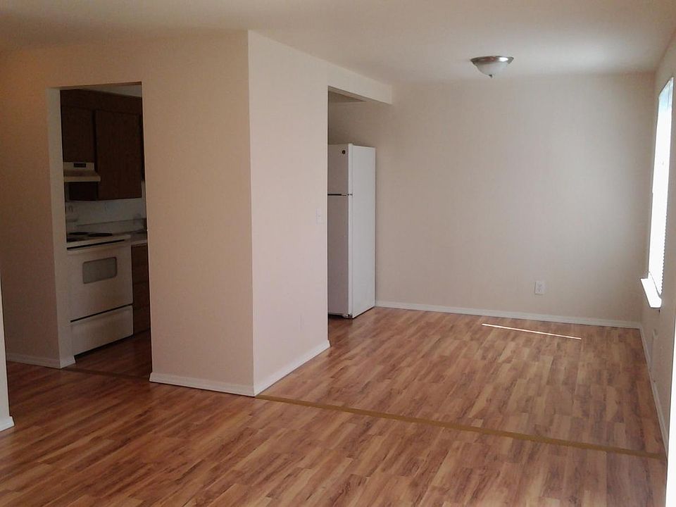1st image of 601 SE 8th Ave APT C103