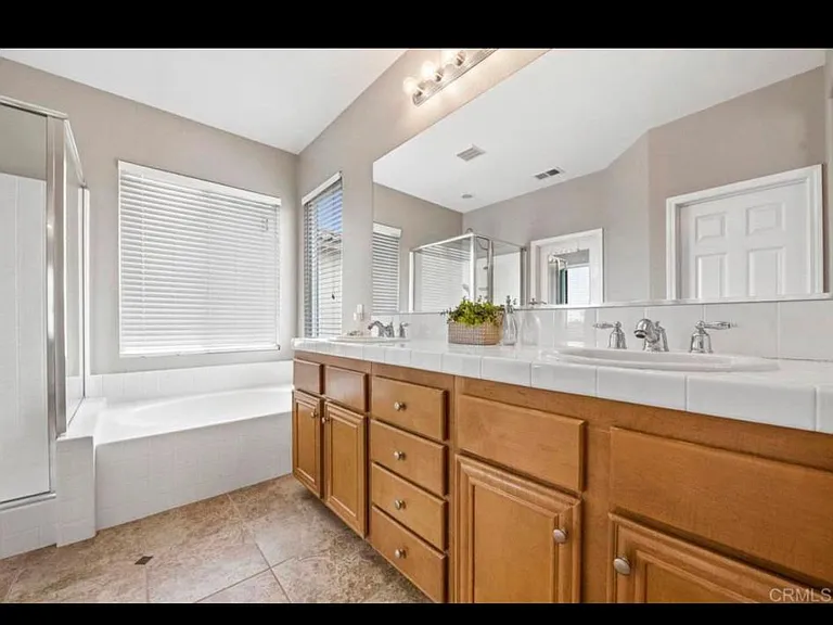 13259 Via San Lorenza Dr — Photo 23
