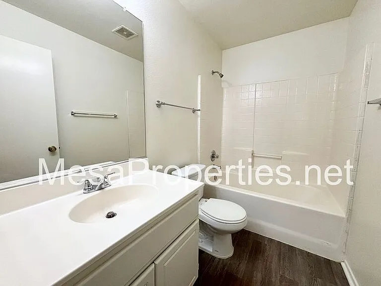 14451 Green River Rd — Photo 22