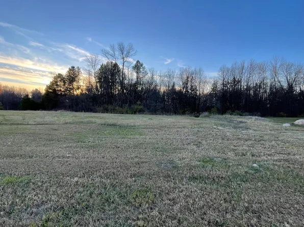 4 Donway Pl NE, Alexandria, MN 56308