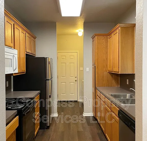 1916A S 15th St #1916A S 15TH — Photo 5