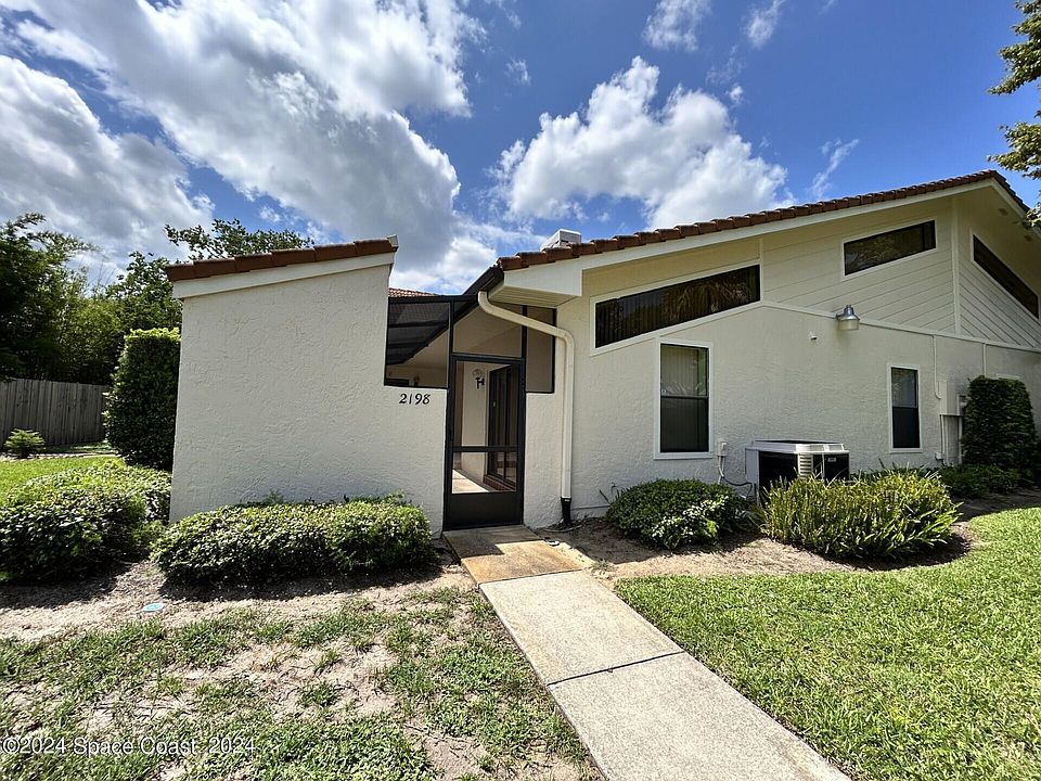 1st image of 2198 Heritage Dr