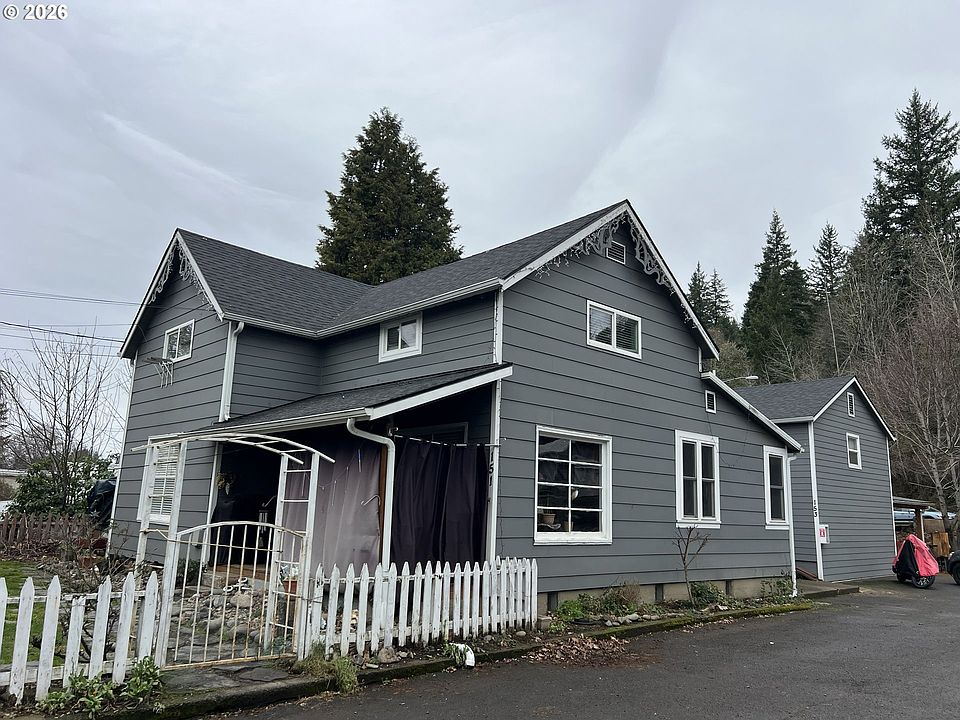1st image of 133 NW Alder St