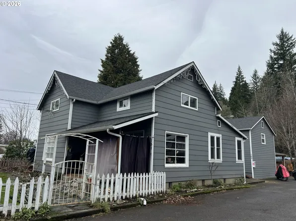 133 NW Alder St, Mill City, OR 97360
