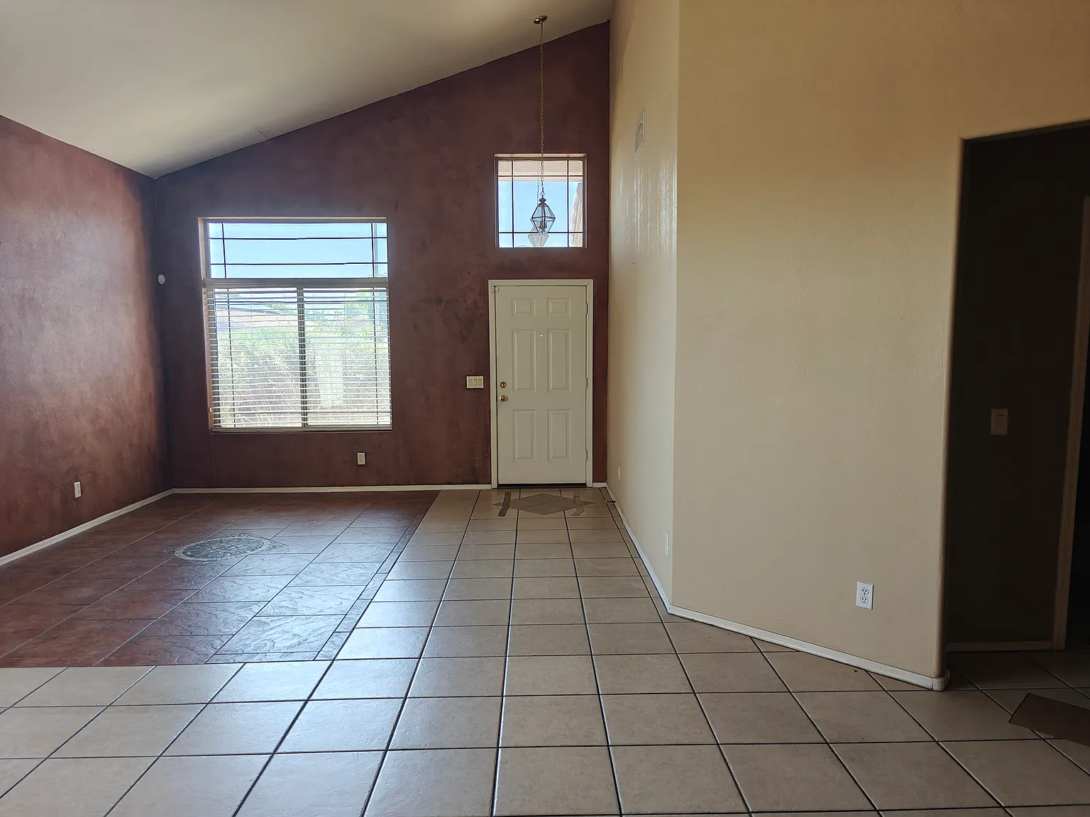 5 bed, 3086 sqft, $3,450 — Photo 4