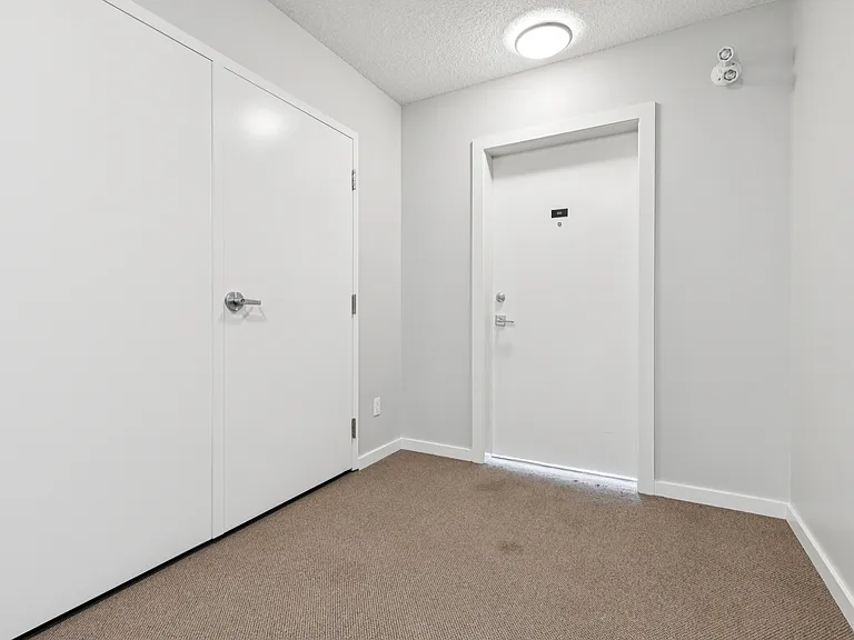 610 Calahoo Rd — Photo 2