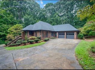 1025 Shadywood Ln, Raleigh, NC 27603