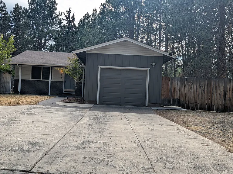 60865 Jasmine Pl — Photo 2