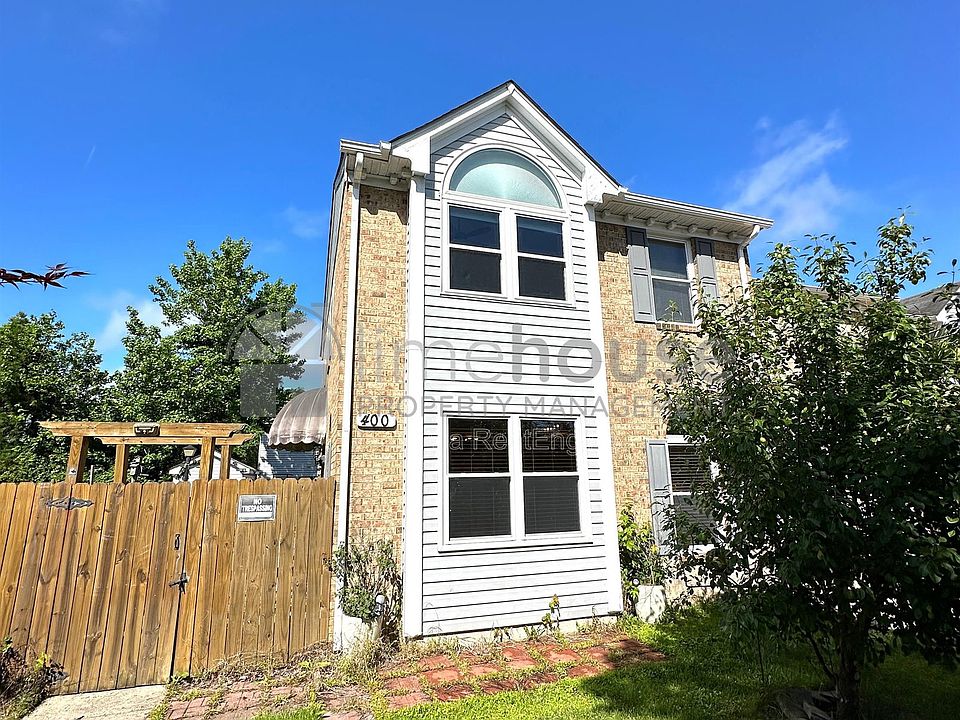 1st image of 400 Greenview Dr
