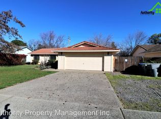 1677 Kildare Dr, Redding, CA 96001