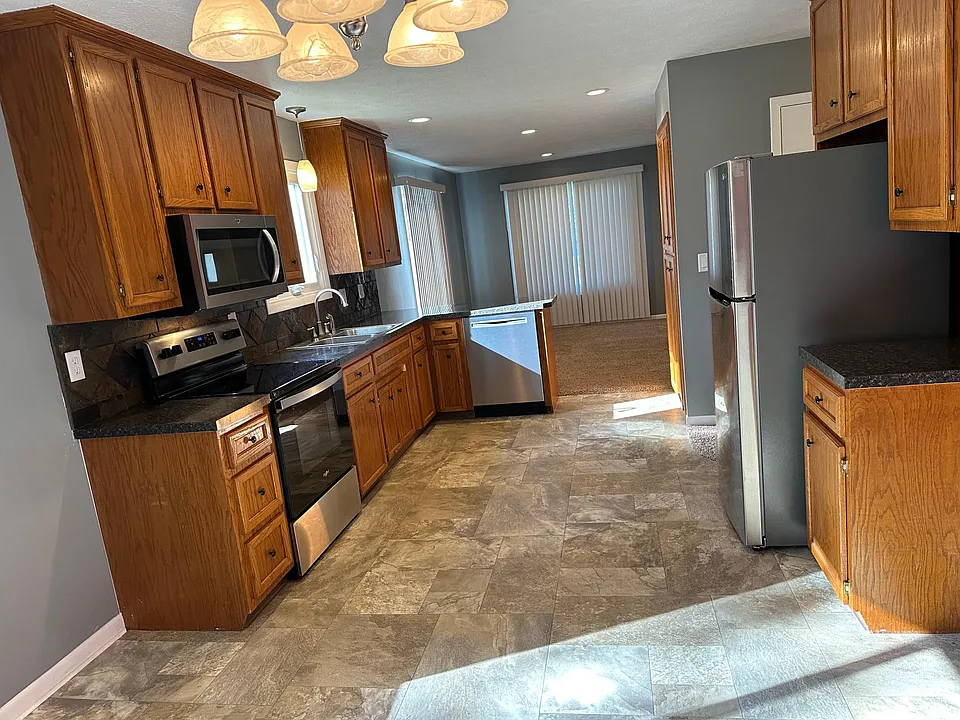 Kitchen to living room