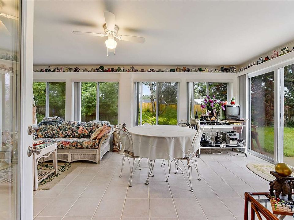 1st image of 268 Rosario St