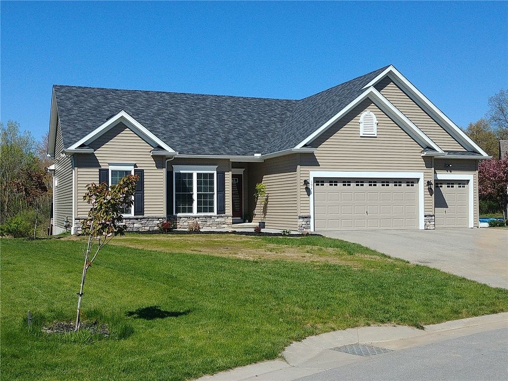 194 Southend Sq, West Henrietta, NY 14586 Zillow