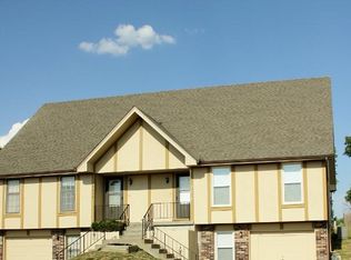 7017 Sobbie Rd, Liberty, MO 64068