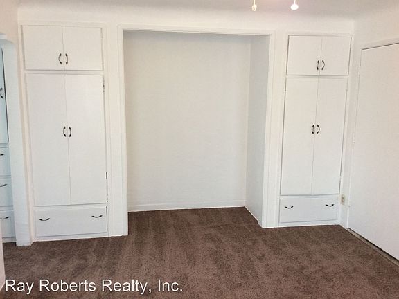 2nd image of 4748 E 56th St APT B