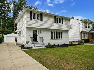 19020 Scottsdale Blvd, Shaker Heights, OH 44122