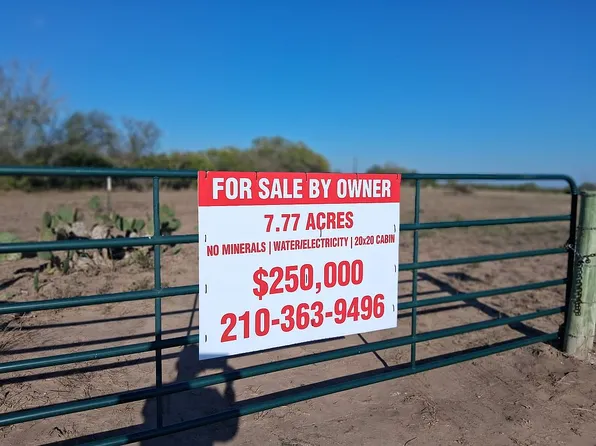 326 County Road 156, Kenedy, TX 78119