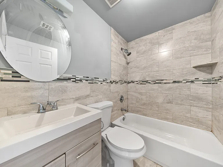 743 S 12th St #1 — Photo 9