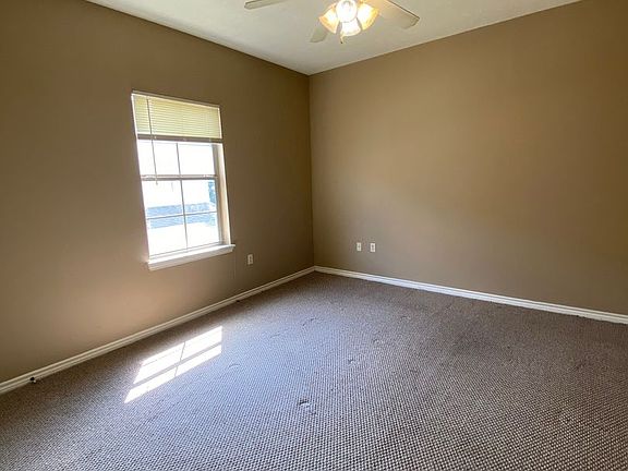 5th image of 118 W Lagrange St APT 10