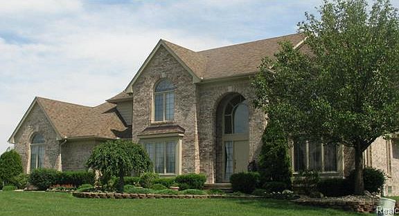 3rd image of 17781 Rolling Woods Cir