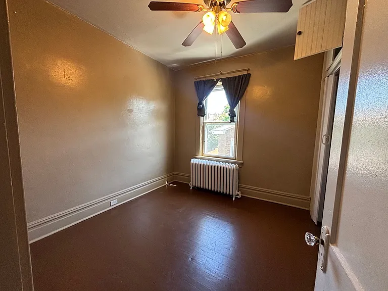 1300 Kelton Ave — Photo 6